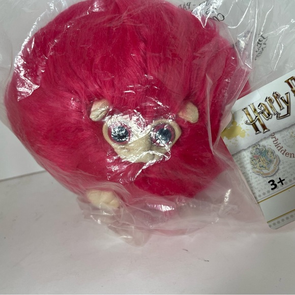 Wizarding World Harry Potter Pink Pygmy Puff Plush The Noble Collection NEW - Picture 8 of 9